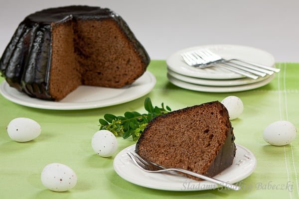 Drożdżowa babka czekoladowa na Wielkanoc / Easter chocolate cake yeast