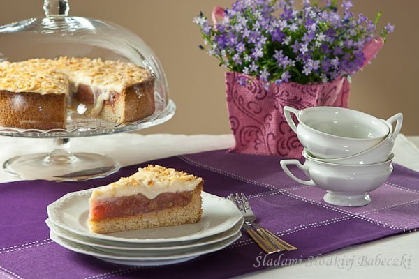 Ciasto z musem rabarbarowym i budyniem / Rhubarb Cream Cake