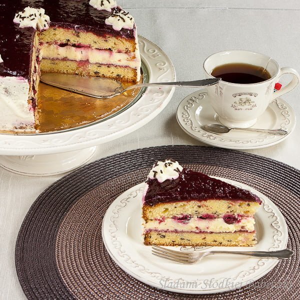 Tort mascarpone z wiśniami | Mascarpone cake with cherries