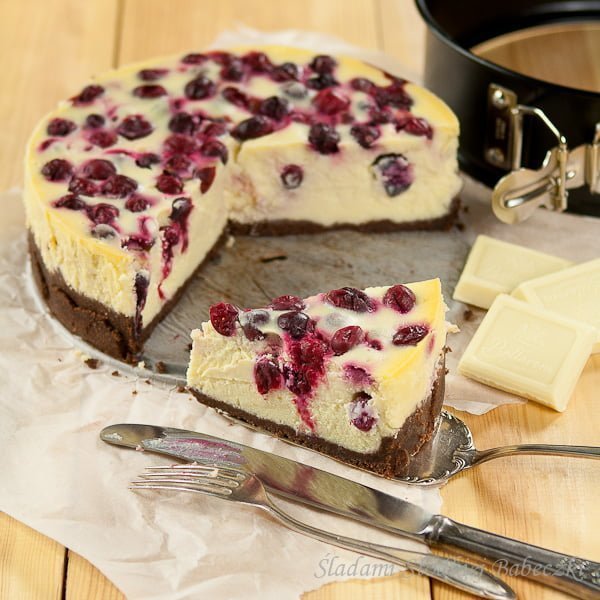 Sernik z białą czekoladą i żurawiną | Cheesecake with white chocolate and cranberries