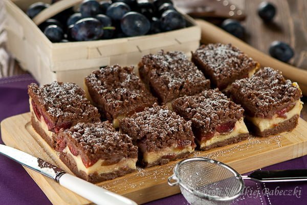 Ciasto ze śliwkami i budyniem | Cake with plums and custard