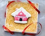Pierniczek - różowy domek (Pierniczki na zamówienie od Słodkie Pierniki)